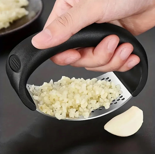 2 in 1 Garlic Press Garlic Crusher, Food Grade 430Stainless Steel Kitchen Garlic Ginger Rocker with Garlic Peeler & Garlic Cleaner Brush, Easy to Use